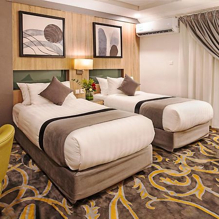 Laten Suites Prince Sultan Jeddah Ngoại thất bức ảnh