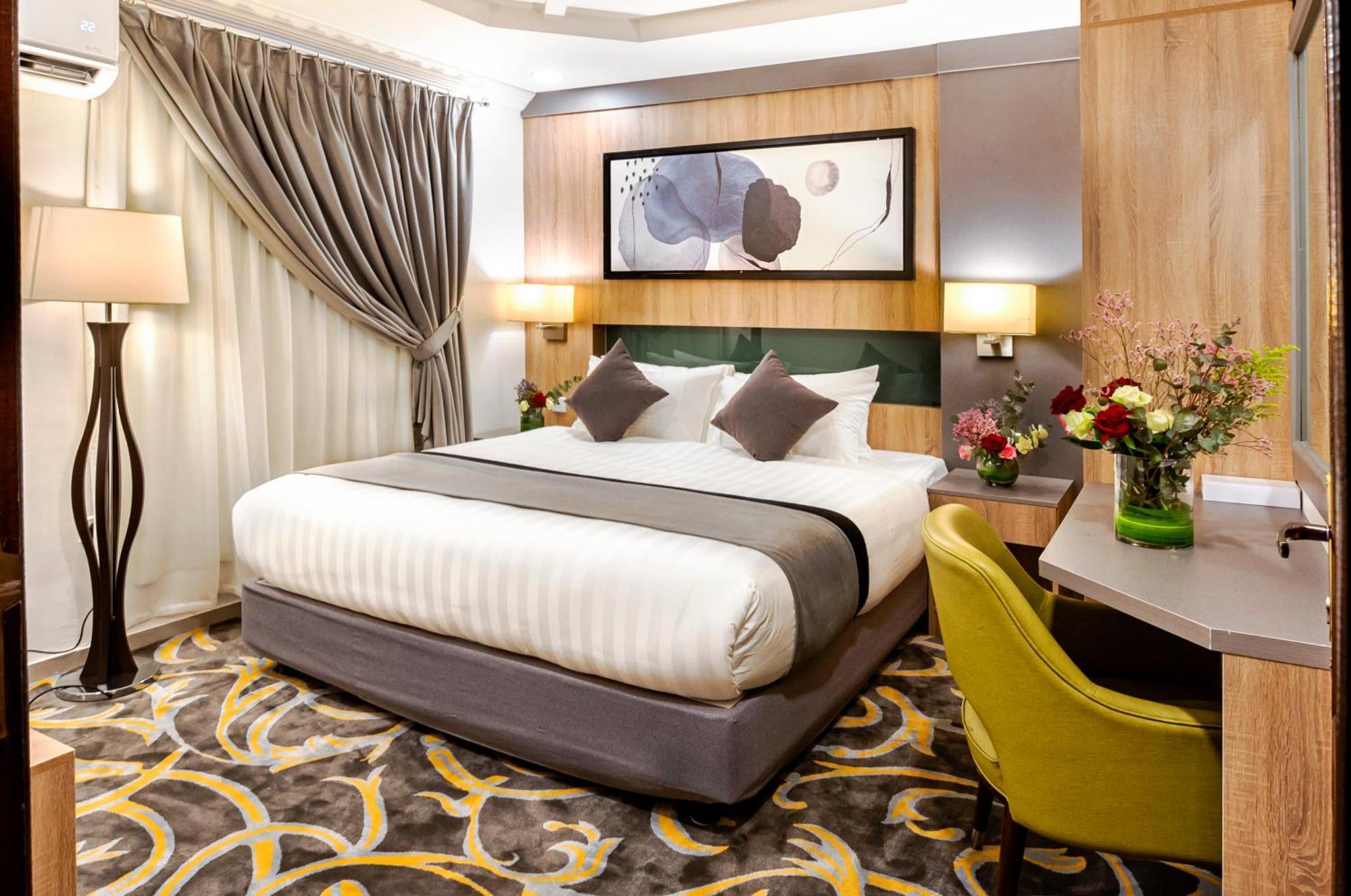 Laten Suites Prince Sultan Jeddah Ngoại thất bức ảnh