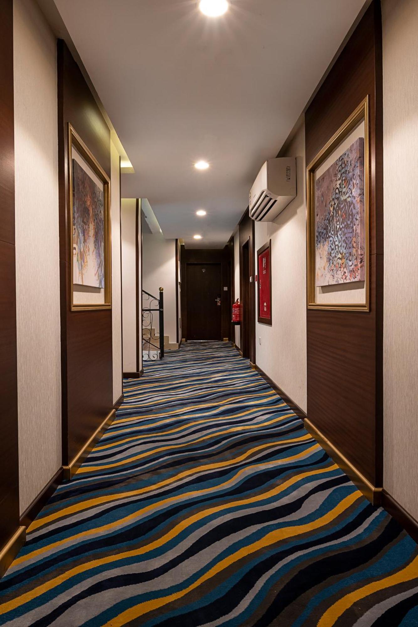 Laten Suites Prince Sultan Jeddah Ngoại thất bức ảnh
