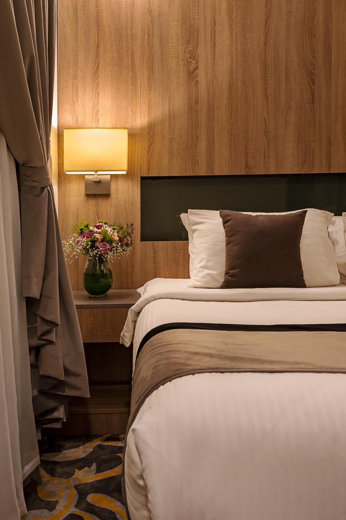 Laten Suites Prince Sultan Jeddah Ngoại thất bức ảnh