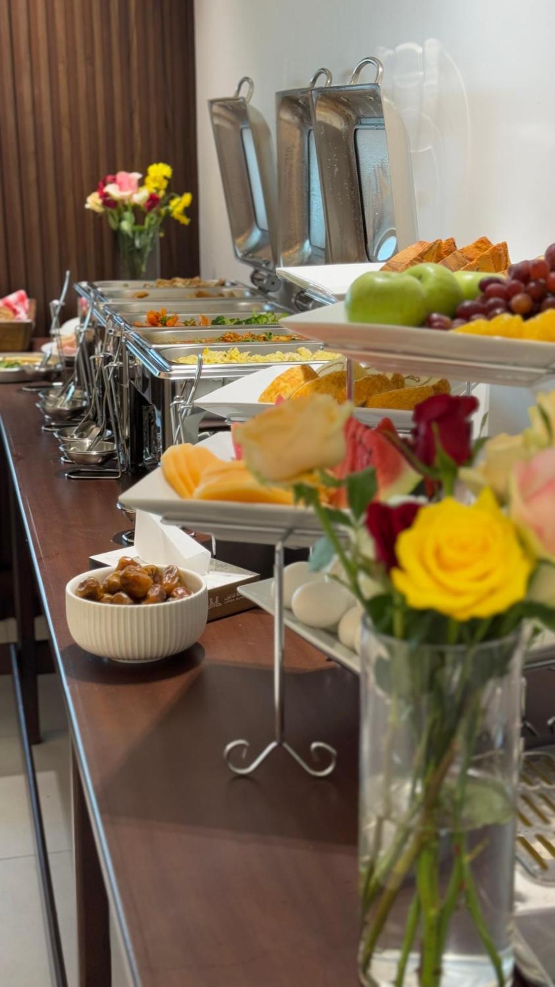 Laten Suites Prince Sultan Jeddah Ngoại thất bức ảnh