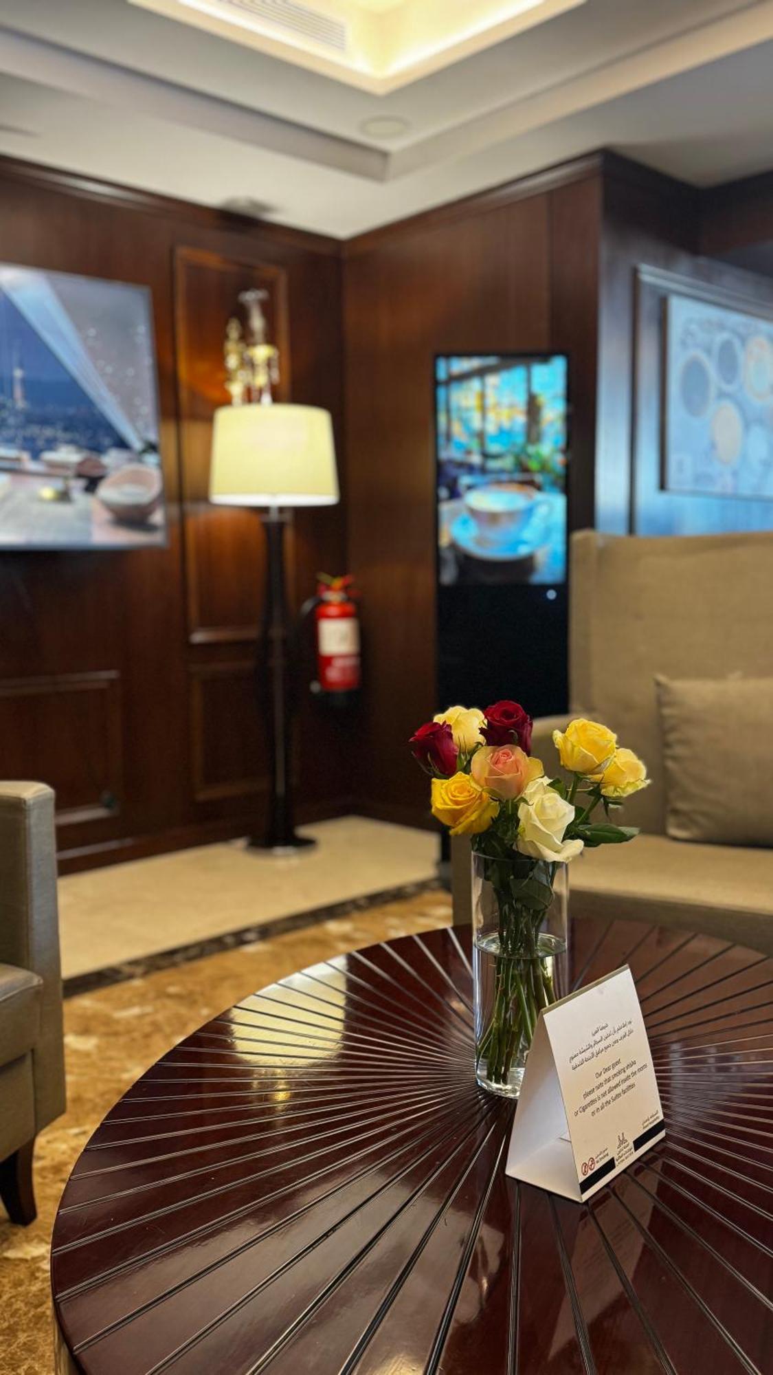 Laten Suites Prince Sultan Jeddah Ngoại thất bức ảnh