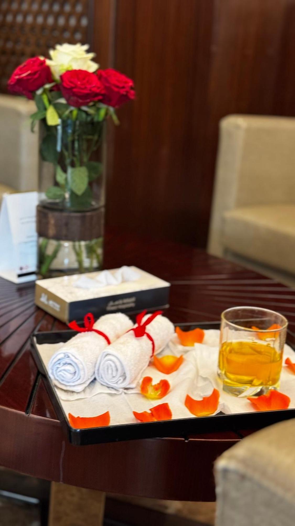 Laten Suites Prince Sultan Jeddah Ngoại thất bức ảnh